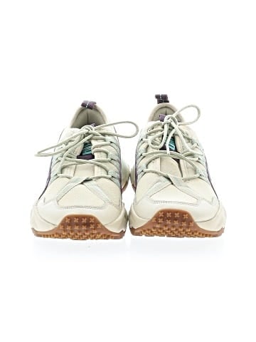 Puma Sneakers (view 2)