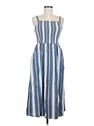 Old Navy Casual Dress (view 1)