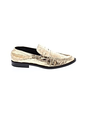 Zara Flats (view 1)