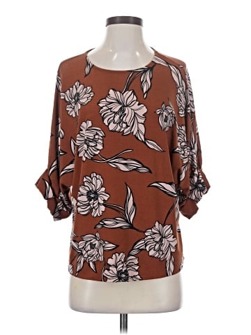 14th & Union 3/4 Sleeve Blouse (view 1)