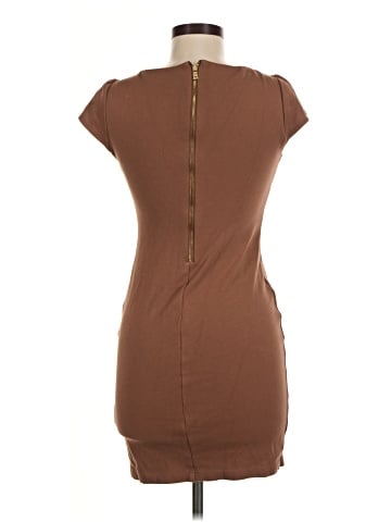 Alice + Olivia Casual Dress (view 2)