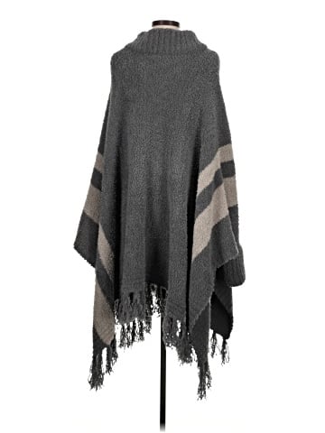 Barefoot Dreams Poncho (view 2)