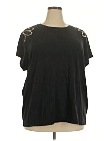 Torrid Short Sleeve T-Shirt (view 1)