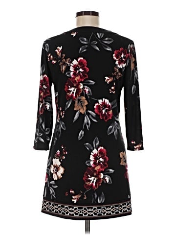 White House Black Market 3/4 Sleeve Blouse (view 2)