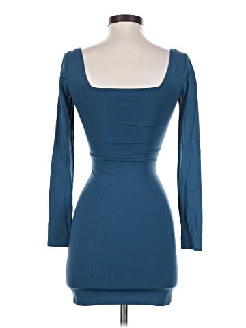 Aritzia Cocktail Dress (view 2)