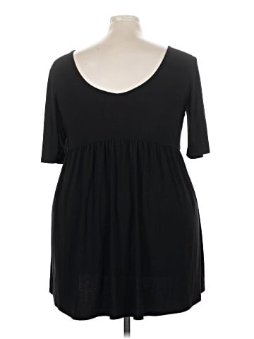 Torrid 3/4 Sleeve Top (view 2)