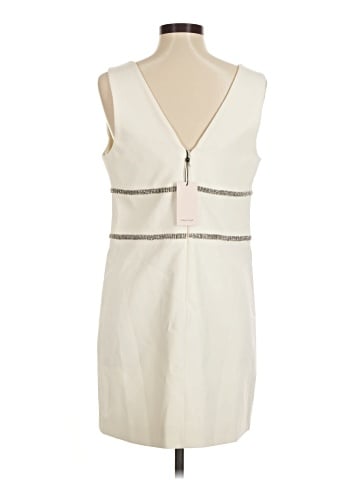 Cinq à Sept Casual Dress (view 2)