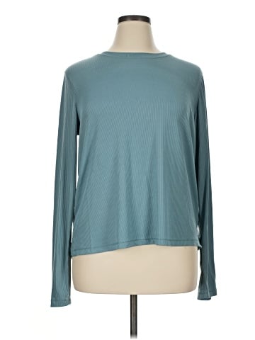 Danskin Long Sleeve Top (view 1)