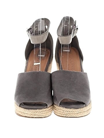 Coconuts Wedges (view 2)