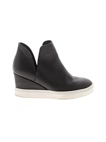 Mia Wedges (view 1)