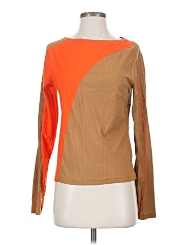 Lululemon Athletica Long Sleeve T-Shirt (view 1)