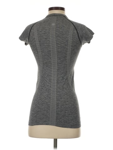 Lululemon Athletica Short Sleeve Turtleneck (view 2)
