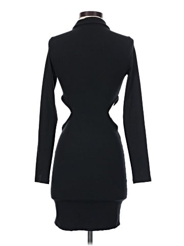 Urban Outfitters Casual Dress (view 2)