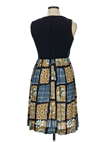 Karin Stevens Casual Dress (view 2)