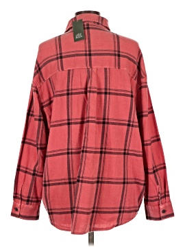 Wild Fable Long Sleeve Button-Down Shirt (view 2)