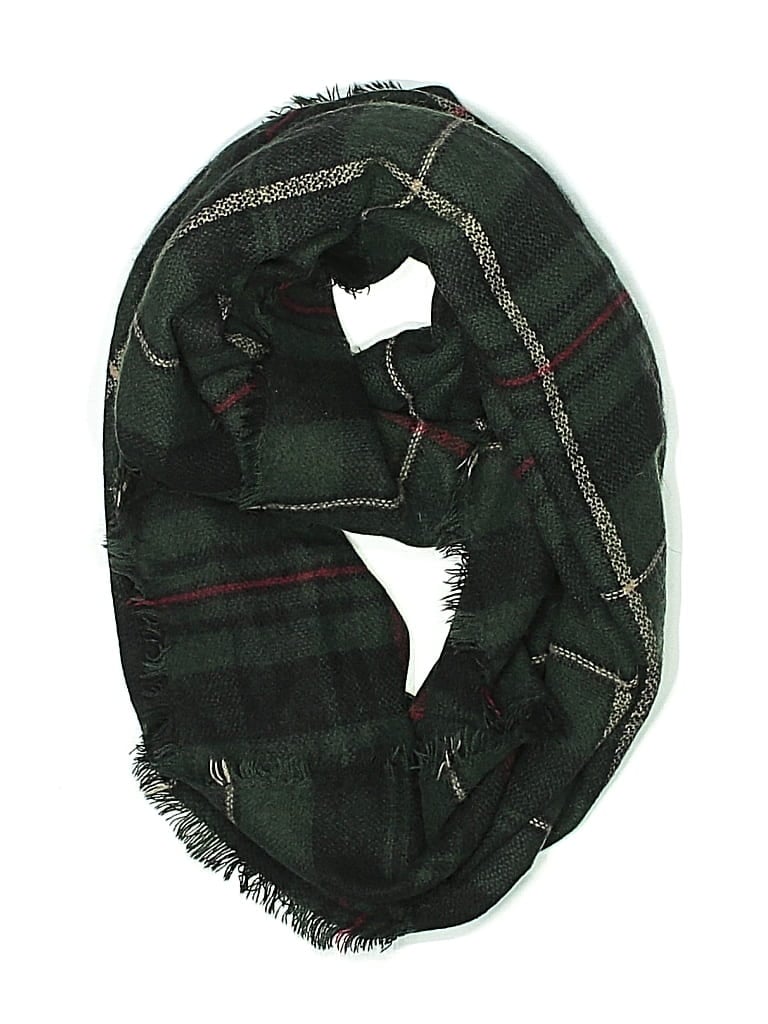 Pre-owned Look Scarf In Green