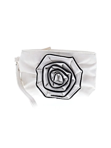 Unbranded Wristlet (view 1)