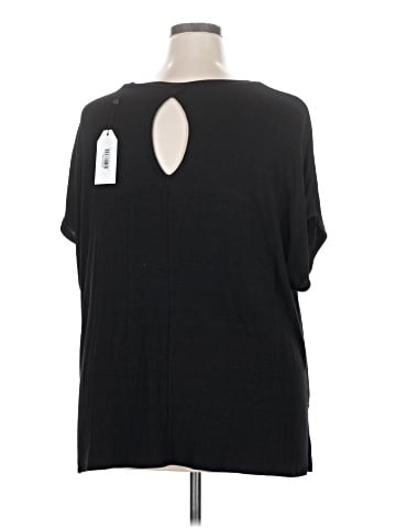 Universal Standard Short Sleeve Top (view 2)
