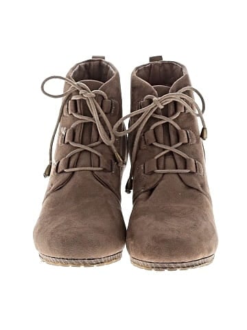 Jessica Cline Ankle Boots (view 2)