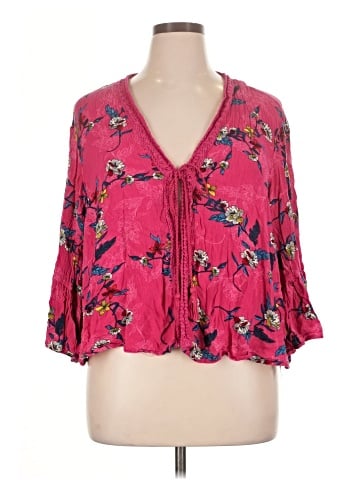 Jessica Simpson 3/4 Sleeve Blouse (view 1)