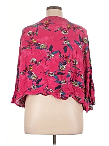 Jessica Simpson 3/4 Sleeve Blouse (view 2)