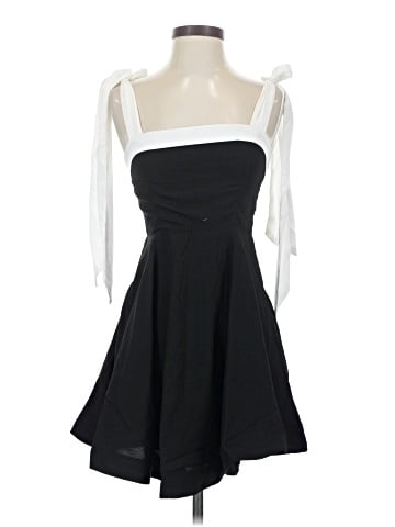 Selfie Leslie Cocktail Dress (view 1)