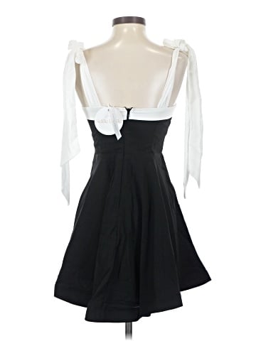 Selfie Leslie Cocktail Dress (view 2)