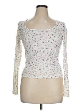 DAZY Long Sleeve T-Shirt (view 1)