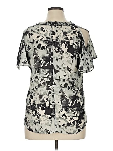 Rose + Olive Short Sleeve Blouse (view 2)
