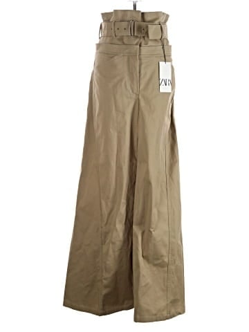 Zara Khakis (view 1)