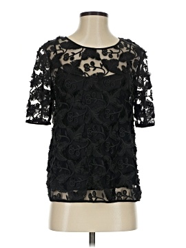 Baum Und Pferdgarten Short Sleeve Top (view 1)