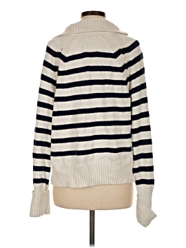 Abercrombie & Fitch Pullover Sweater (view 2)