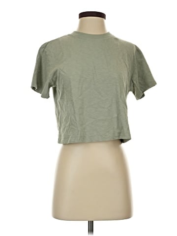 Uniqlo Short Sleeve T-Shirt (view 1)