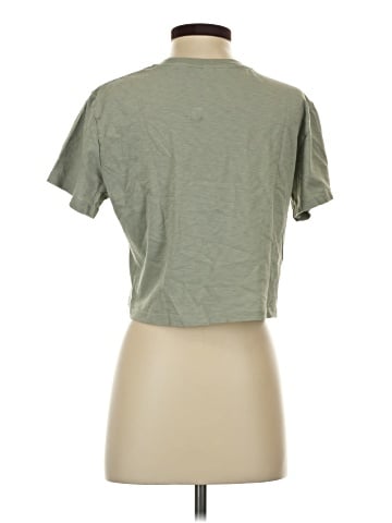 Uniqlo Short Sleeve T-Shirt (view 2)