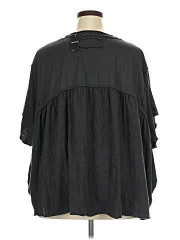 Festi 3/4 Sleeve Blouse (view 2)