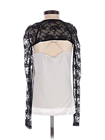 Edikted Shrug (view 2)