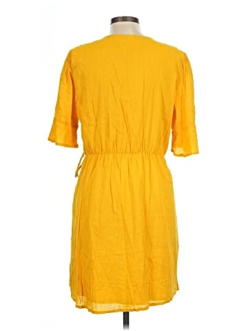 Old Navy Casual Dress (view 2)