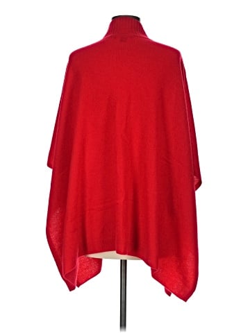 Amicale Poncho (view 2)
