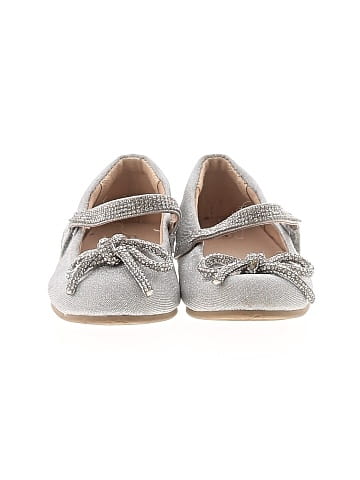 Unbranded Flats (view 2)