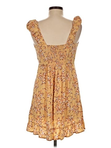 Old Navy Casual Dress (view 2)