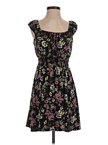 No Boundaries Casual Dress (view 1)