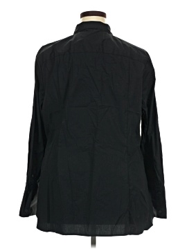 Lane Bryant Long Sleeve Button-Down Shirt (view 2)