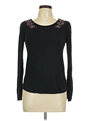American Eagle Outfitters Long Sleeve T-Shirt (view 1)