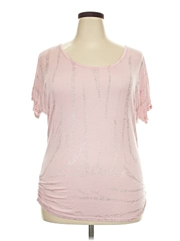 Free Kisses Short Sleeve T-Shirt (view 1)