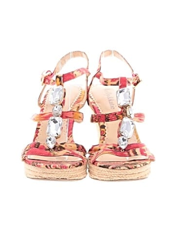 Kelly & Katie Wedges (view 2)