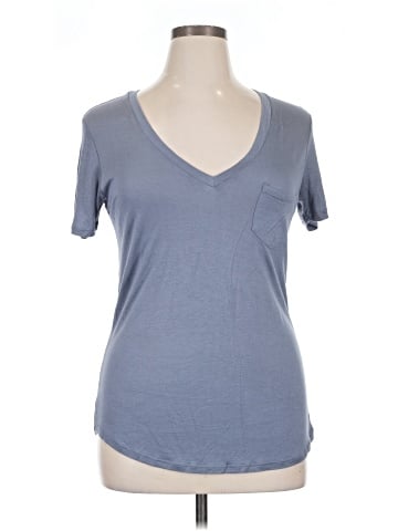 Essentials by Full Tilt Short Sleeve T-Shirt (view 1)