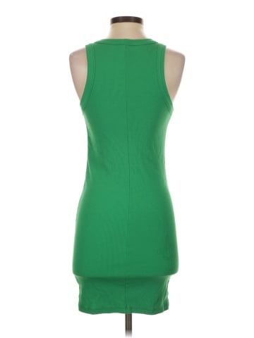 Old Navy Casual Dress (view 2)
