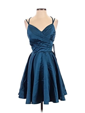 Unbranded Cocktail Dress (view 1)