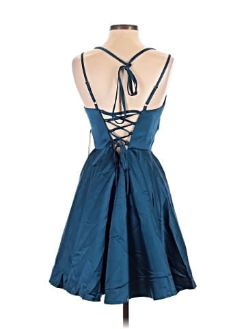 Unbranded Cocktail Dress (view 2)