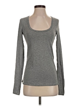 Lululemon Athletica Long Sleeve T-Shirt (view 1)